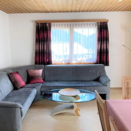 Chasa Arlu アパート